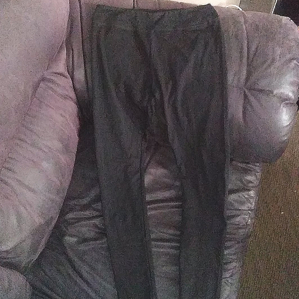 Black leggings